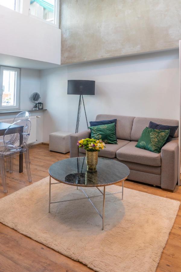 Warynskiego 9 - Piekna Panorama Miasta - Smart Tv 42 Cale - Wifi - Ekspres Kapsulkowy - W Pelni Wyposazona Kuchnia วอร์ซอ ภายนอก รูปภาพ
